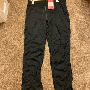 Black North Face Aphrodite Pants